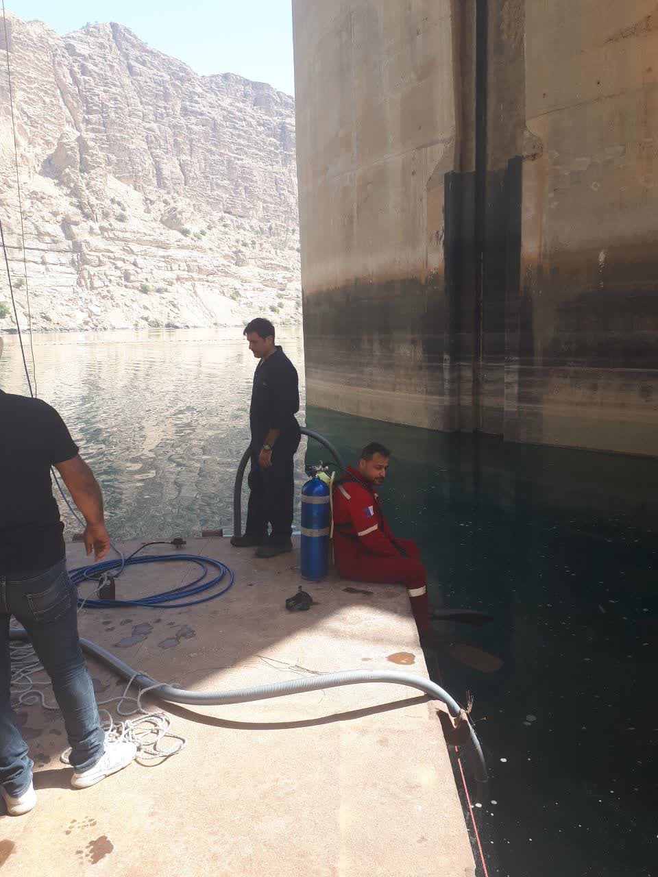 شروع عملیات تمیزکاری و پاکسازی